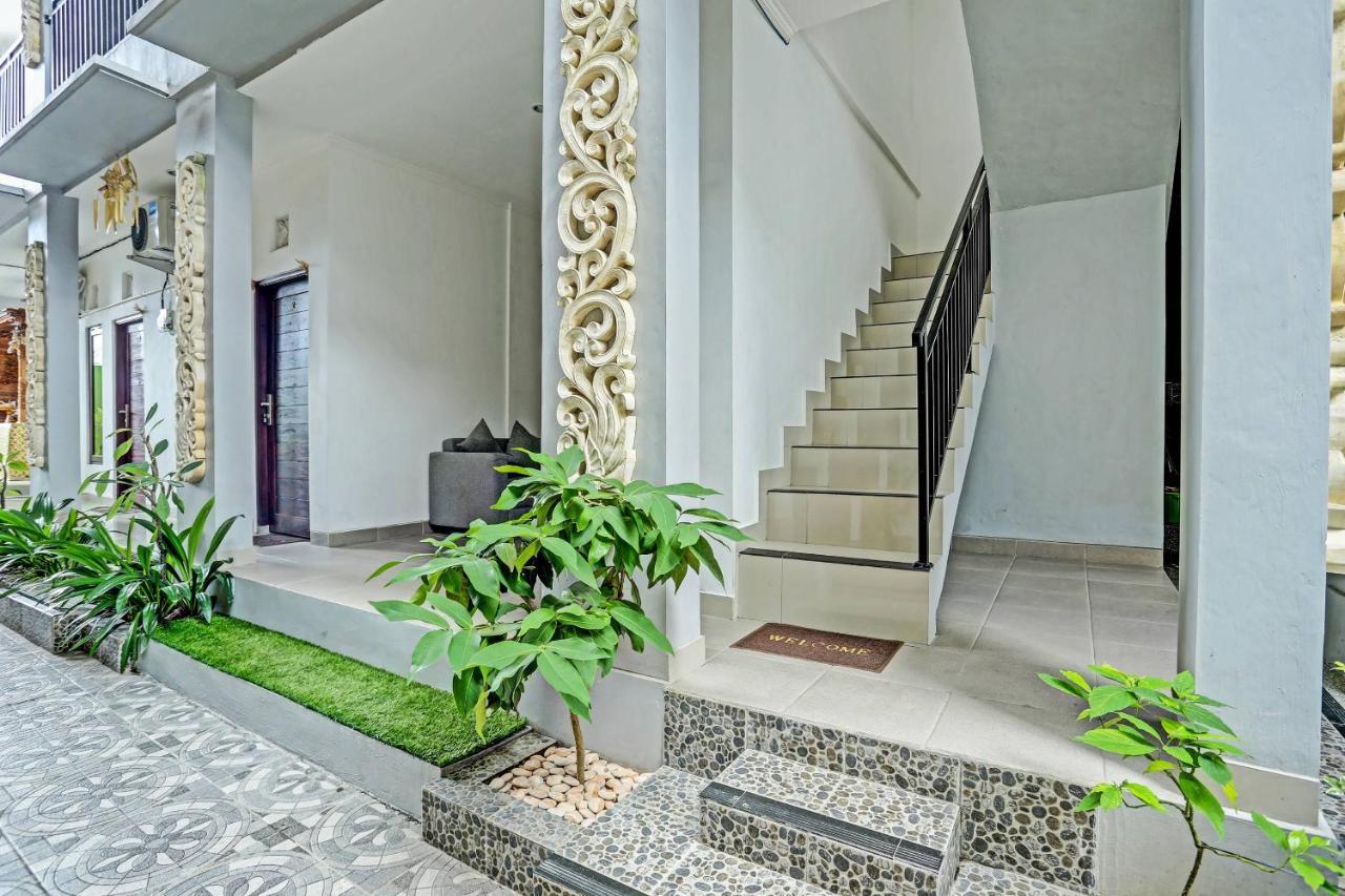 Oyo 91080 Kubu D&D Guesthouse Seminyak Exterior foto
