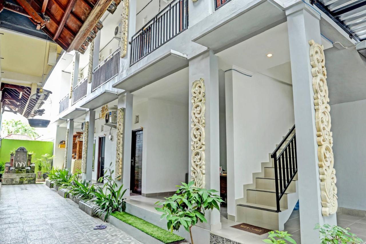 Oyo 91080 Kubu D&D Guesthouse Seminyak Exterior foto